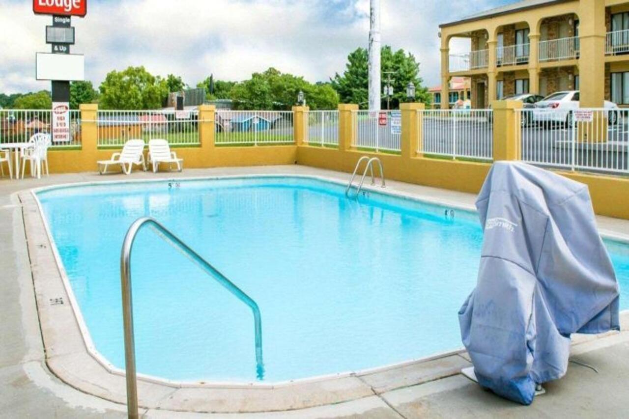 Econo Lodge Franklin Eksteriør billede