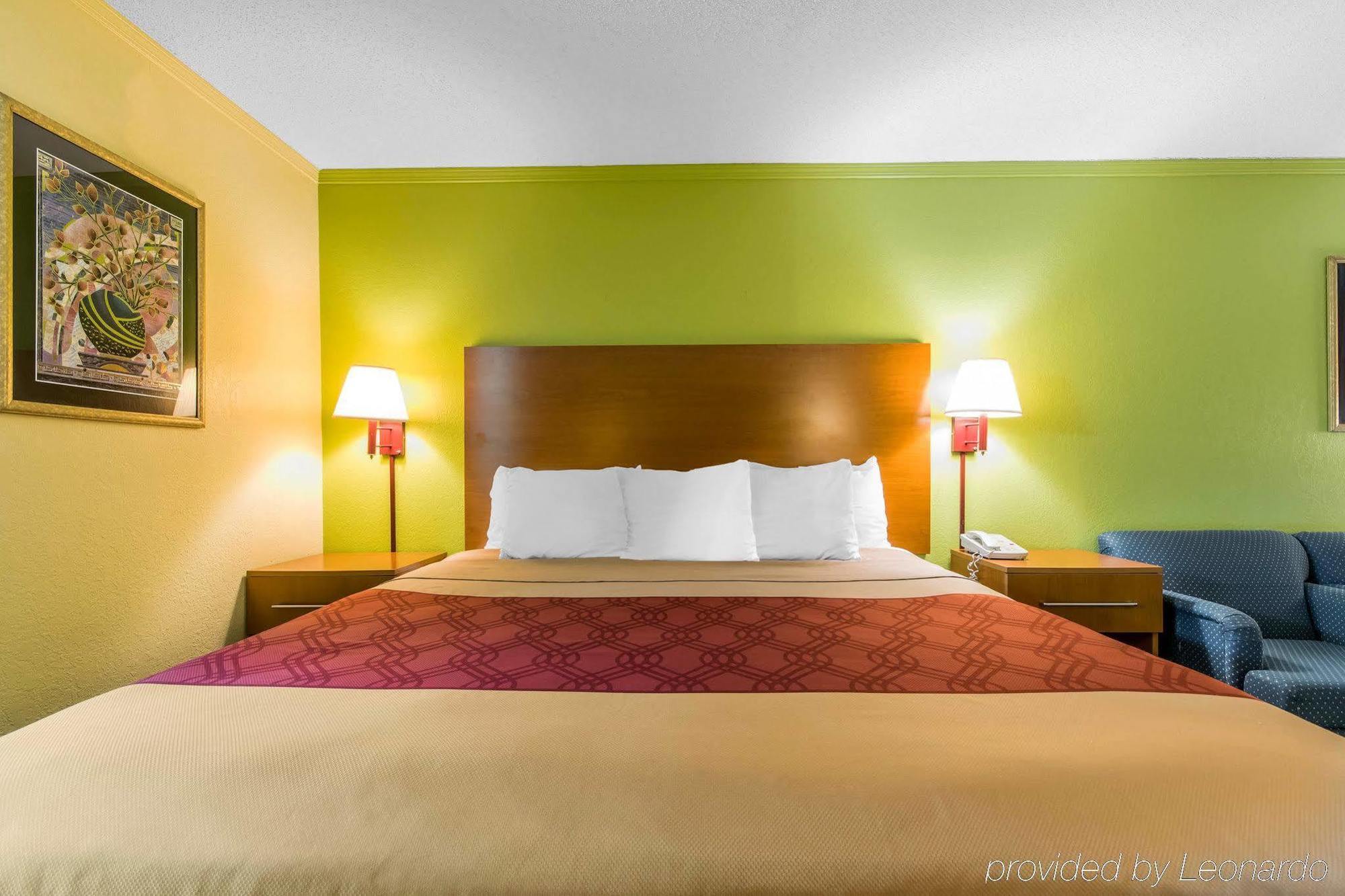 Econo Lodge Franklin Eksteriør billede