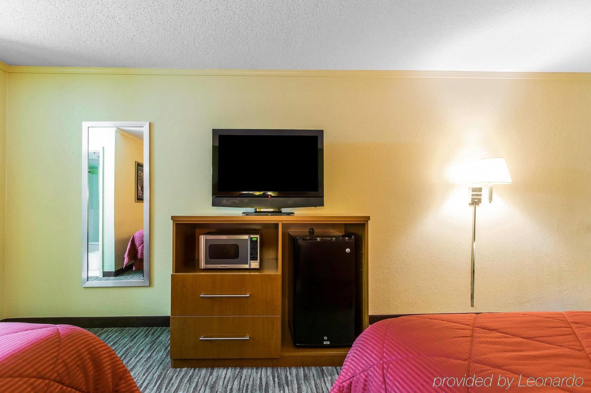 Econo Lodge Franklin Eksteriør billede